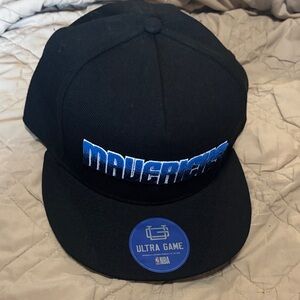 New Era Black Dallas Mavericks Snapback Hat with Blue Logo Accent